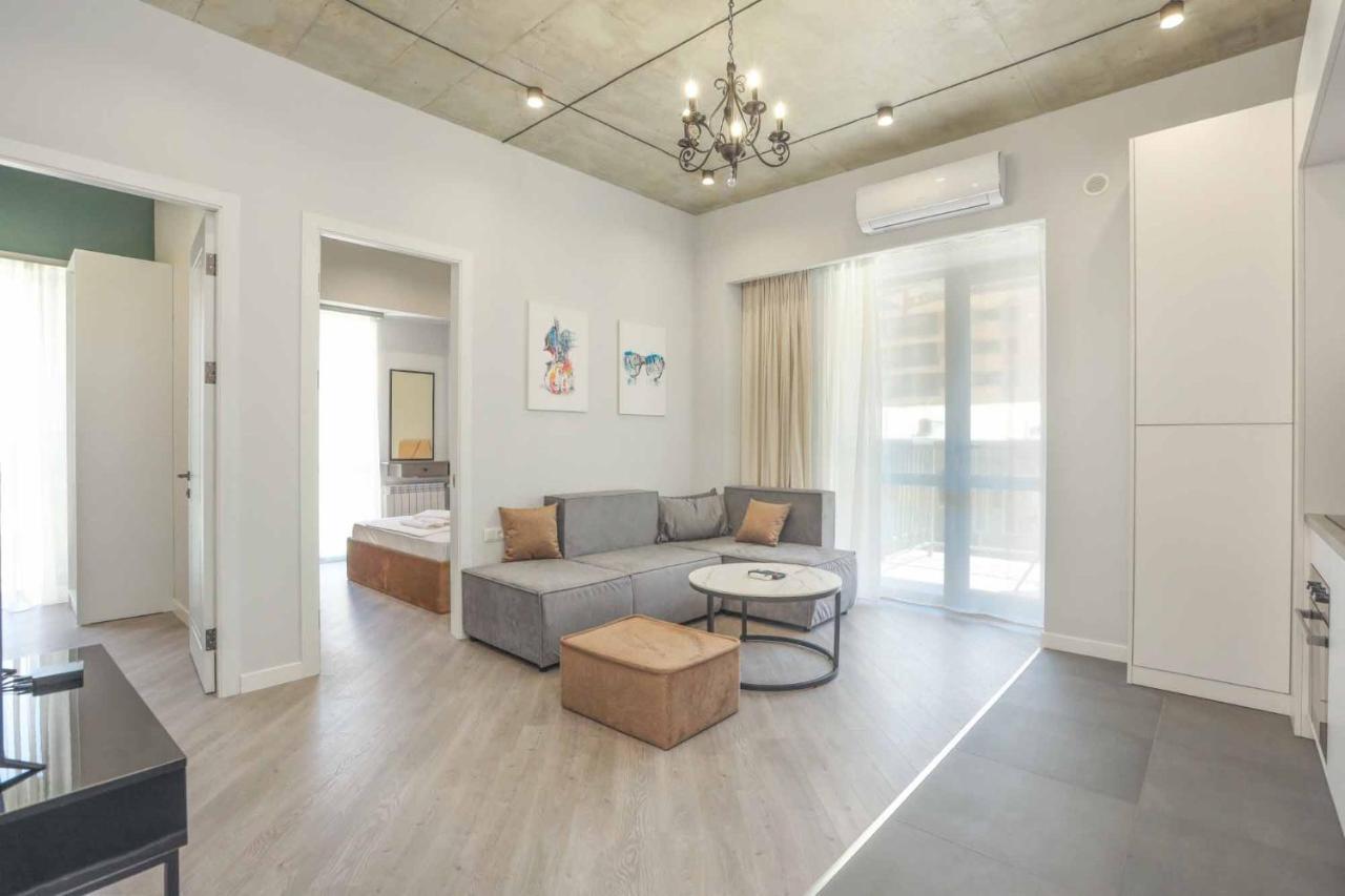 Stay Inn Apartments On Amiryan 26/4 Ереван Екстериор снимка