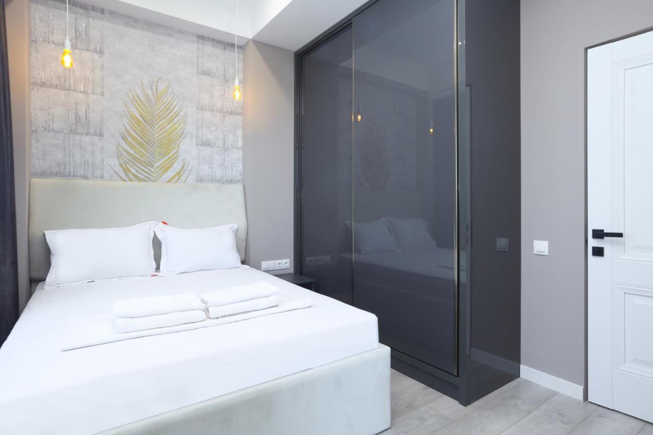 Stay Inn Apartments On Amiryan 26/4 Ереван Екстериор снимка