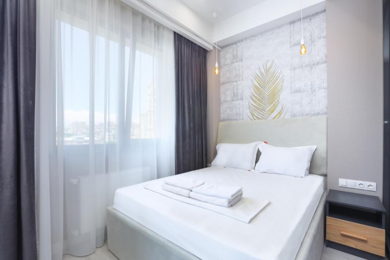 Stay Inn Apartments On Amiryan 26/4 Ереван Екстериор снимка