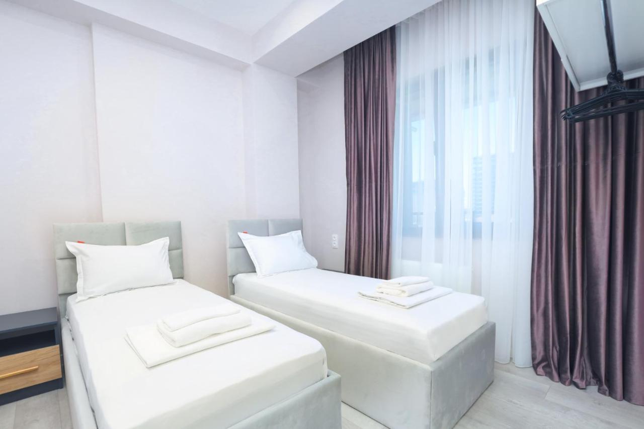 Stay Inn Apartments On Amiryan 26/4 Ереван Екстериор снимка