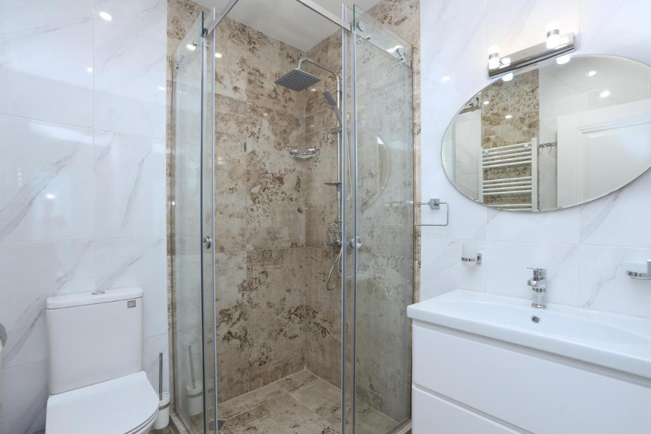 Stay Inn Apartments On Amiryan 26/4 Ереван Екстериор снимка