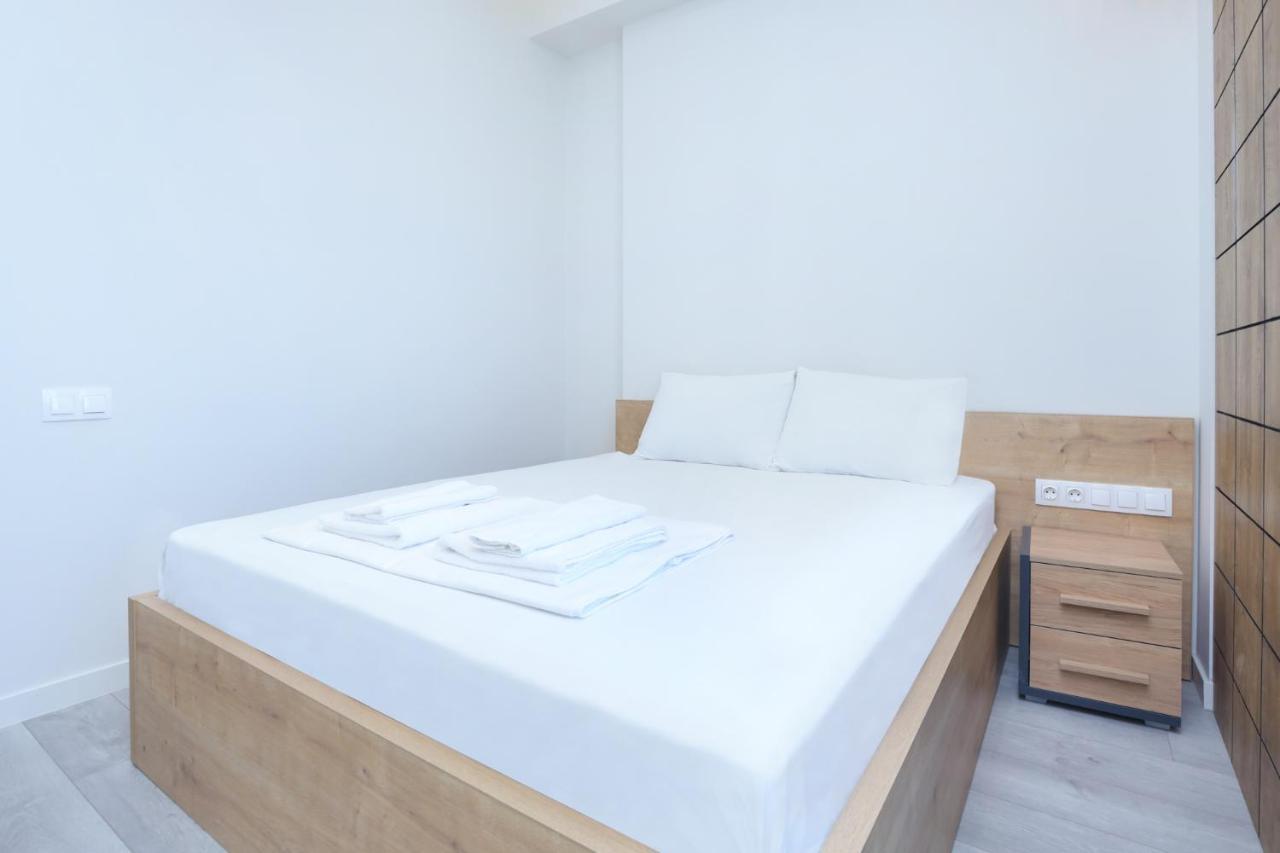Stay Inn Apartments On Amiryan 26/4 Ереван Екстериор снимка